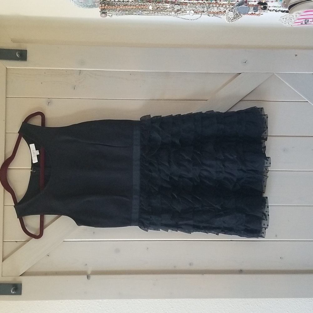 Beautiful Ann Taylor LOFT Cocktail Dress size 6